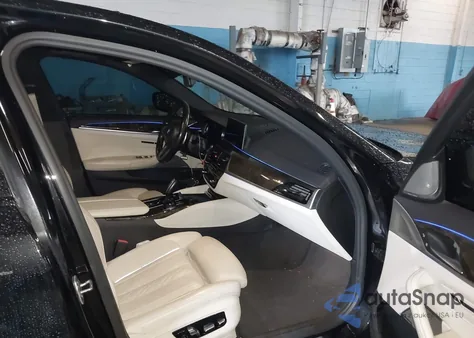 2018 BMW M550I xDrive из США, поврежденный, VIN WBAJB9C56JG464183